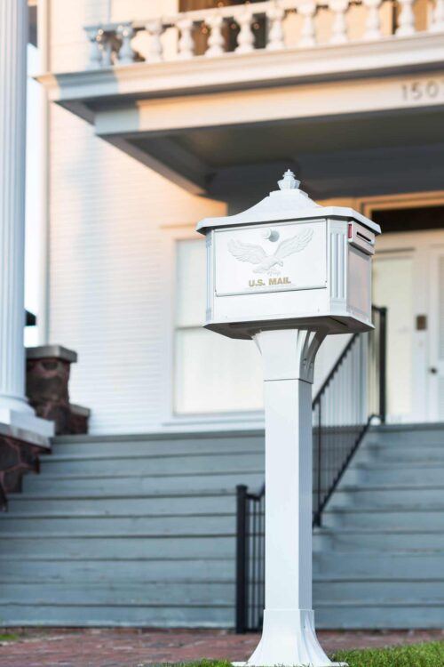 Hamilton Locking Post Mount Mailbox – White | Architectural Mailboxes